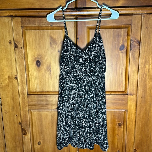 Robe Fille Taille M - Imprimé Pois Vert Et Noir - Marque Xhilaration Sans Manches